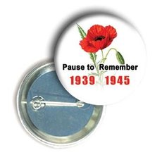 Значок на день памяти 8-9 мая с маком "Pause to Remember"